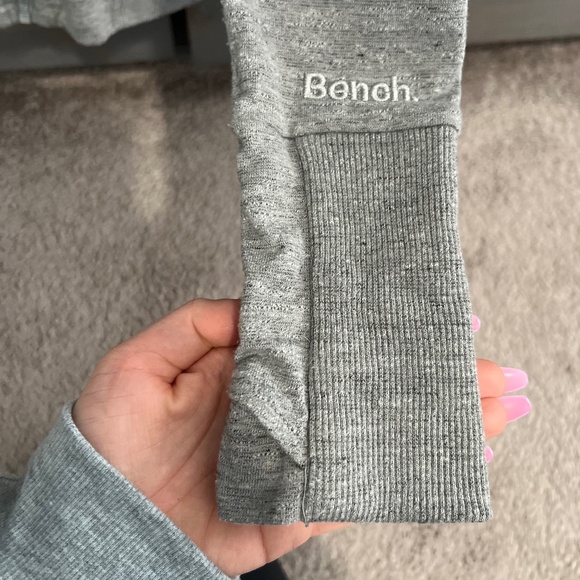 Bench sweater - Picture 3 of 3